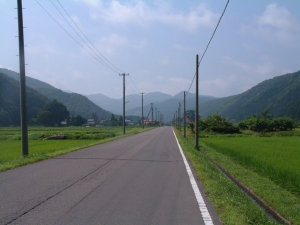 峠道・麓